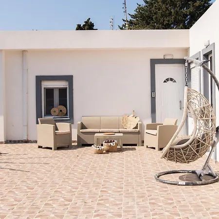 K&Ε guest house Ambávrisz