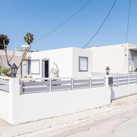 K&Ε guest house Ampavris