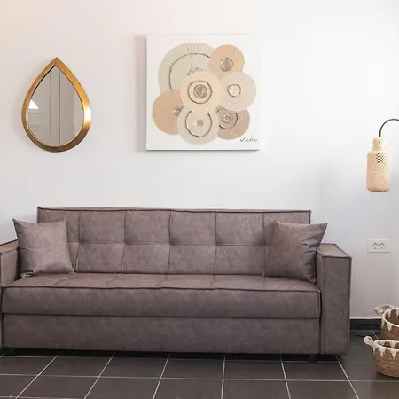 Semesterbostad K&Ε guest house Ampavris