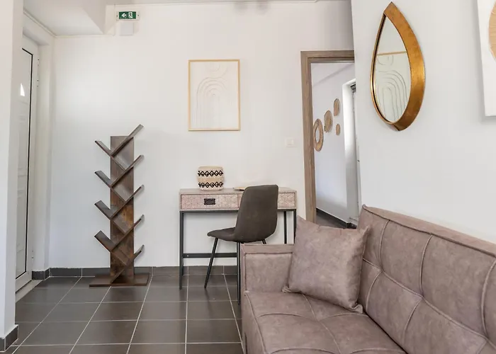 K&Ε Guest House Ampavris