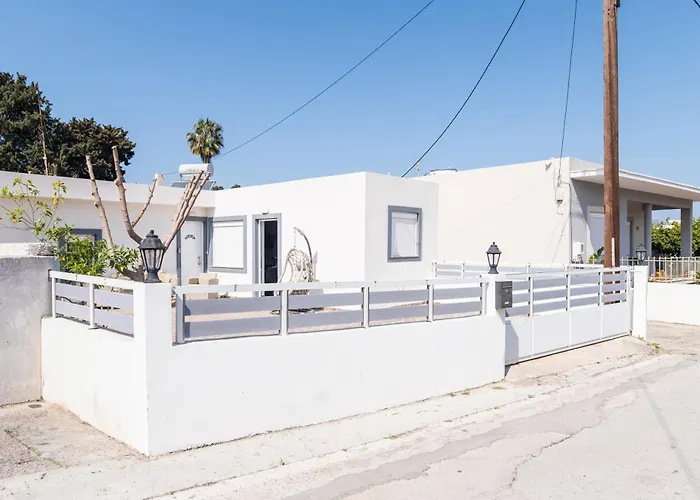 K&Ε guest house Ampavris