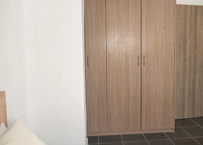 K&Ε guest house * Ampavris